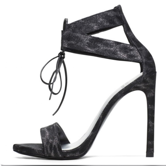 NEW Stuart Weitzman‎ Tynela Ankle Tie Sandal in Black Size 9.5 - Picture 1 of 12